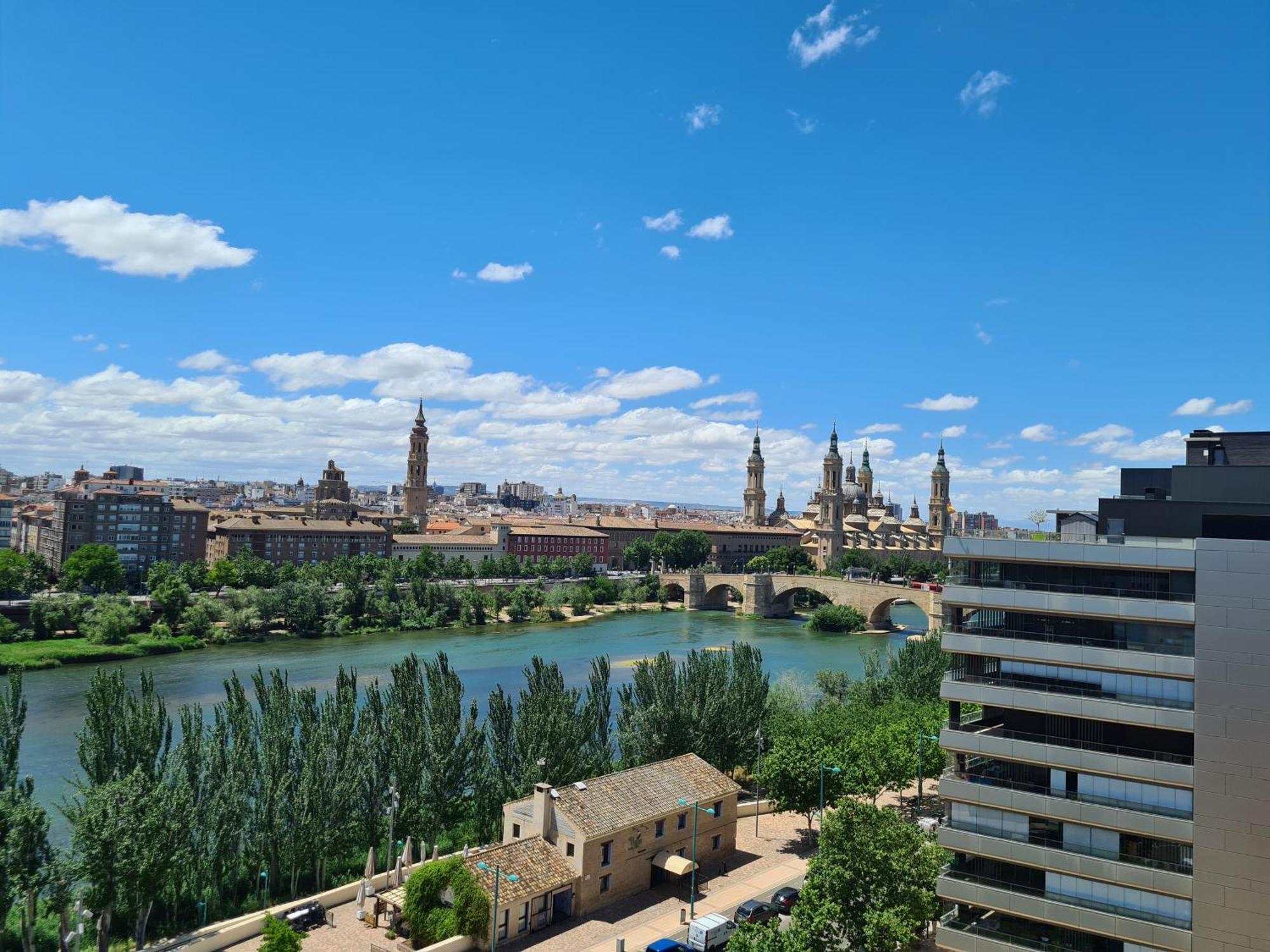 Dos Torres Ribera Play & Relax Con Jacuzzi Y Cine Daire Zaragoza Dış mekan fotoğraf